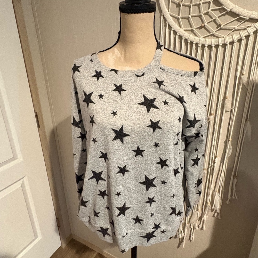 Chic Gray Star Women's Sweatshirt